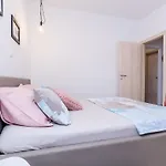 Bell Memories- Two Bedroom With Balcony And Sea View A3 *