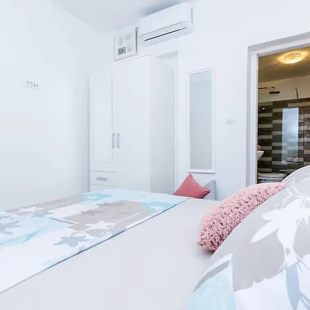 شقة Bell Memories- Two Bedroom With Balcony And Sea View A3 *