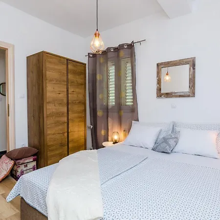 Bell Memories- Two Bedroom With Balcony And Sea View A3 *