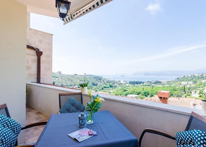 Bell Memories- Two Bedroom With Balcony And Sea View A3 * Cavtat