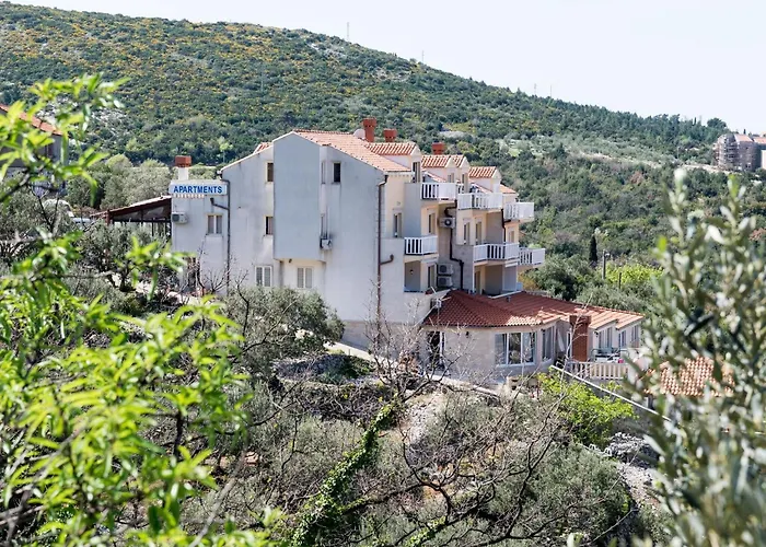 Bell Memories- Two Bedroom With Balcony And Sea View A3 *